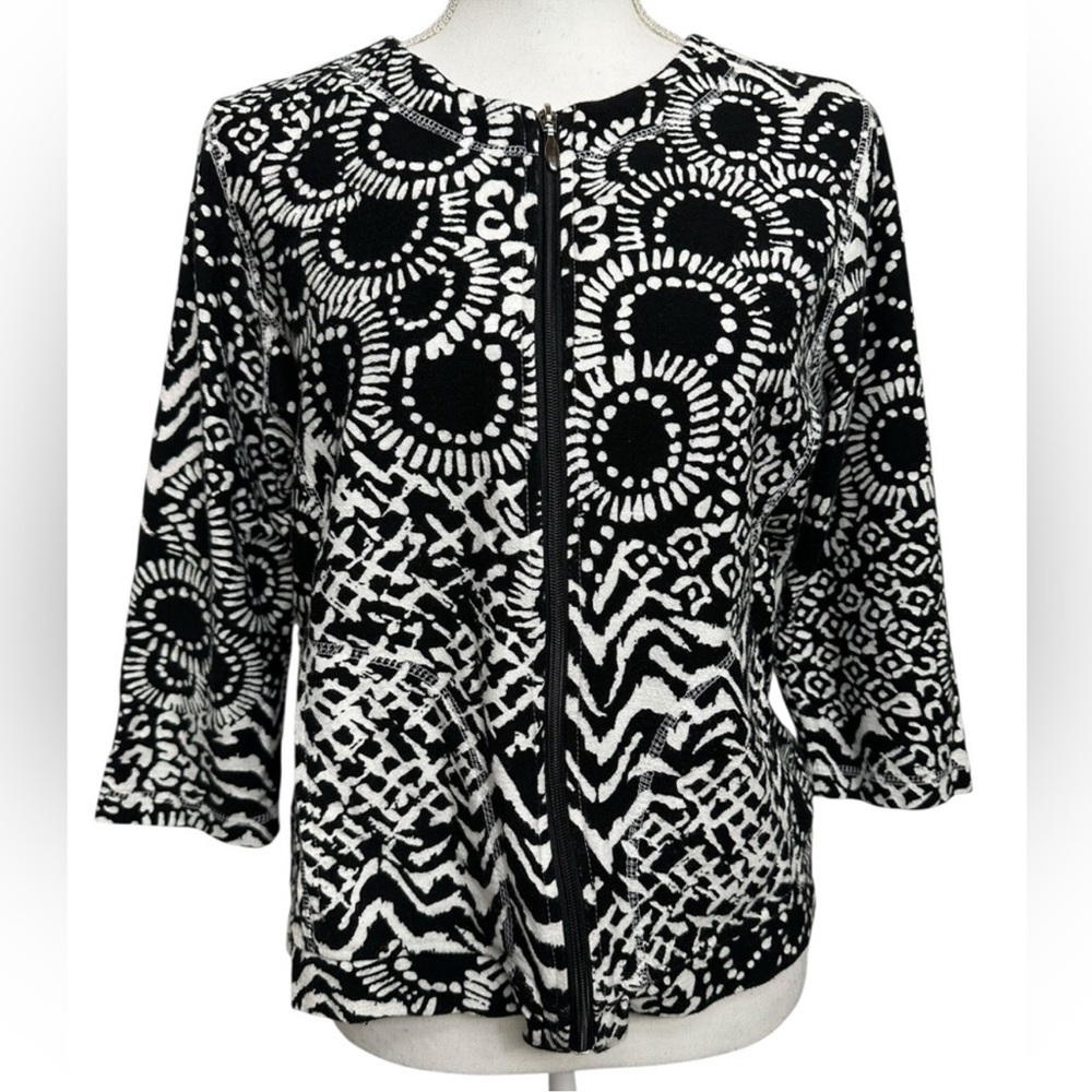 ONQUE CASUALS / Black & White Cardigan / Small / Preppy Bohemian Office Retro